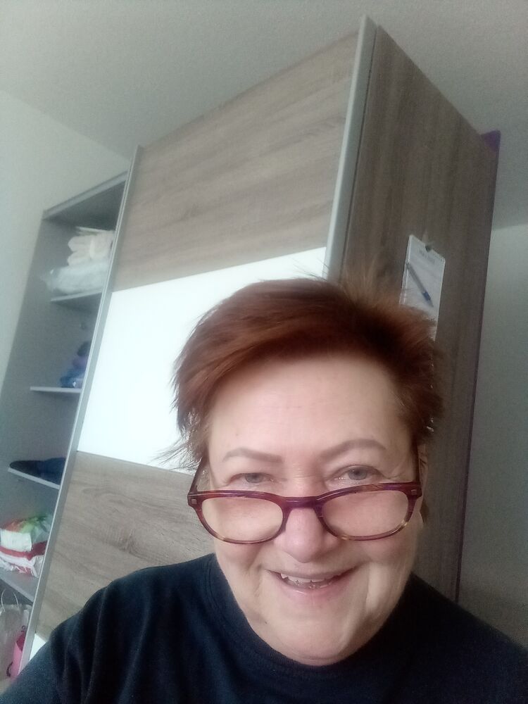  50537195  Iryna, 63 ,    Soest