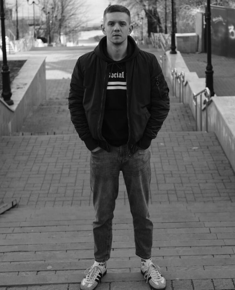  -,   , 22 ,   ,   