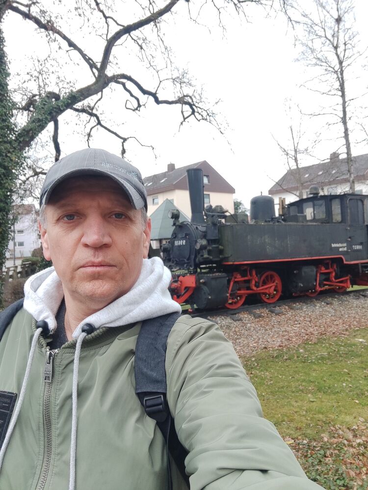  44002635  , 39 ,    