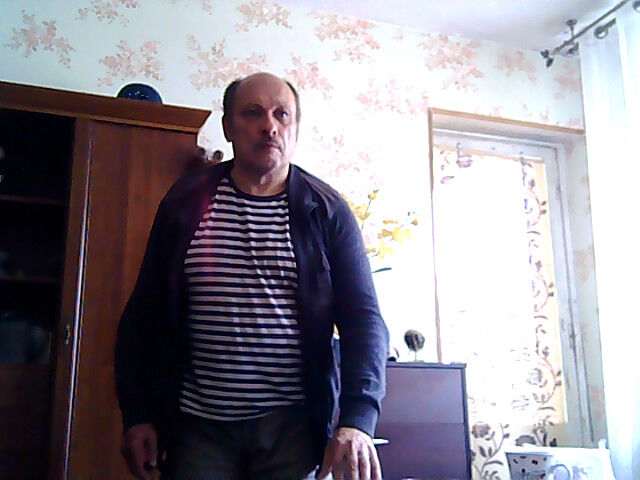  7862575  Grizlis, 62 ,    
