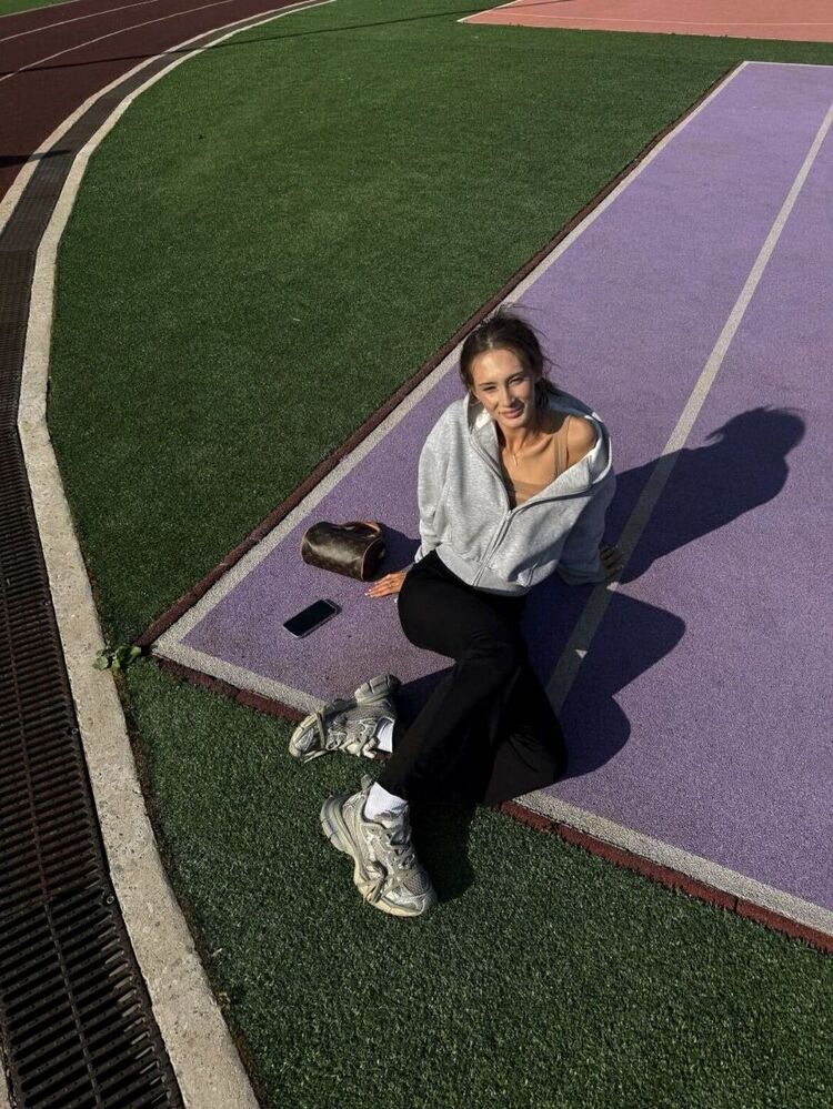  -,   , 25 ,   ,   