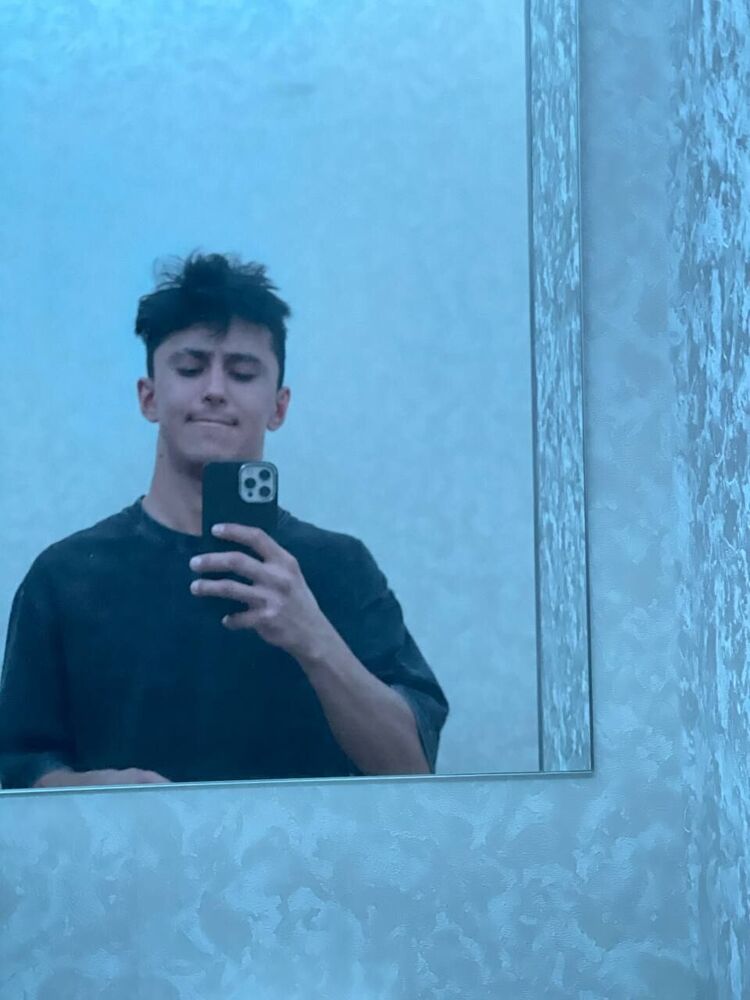  53747345  Osdjjeje, 21 ,    