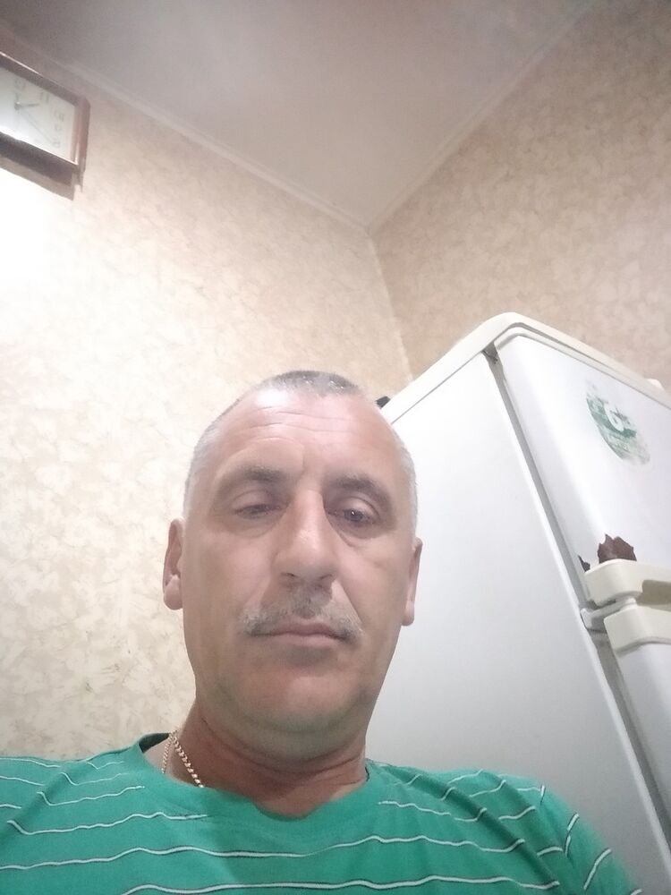  18145085  Oleg, 56 ,    