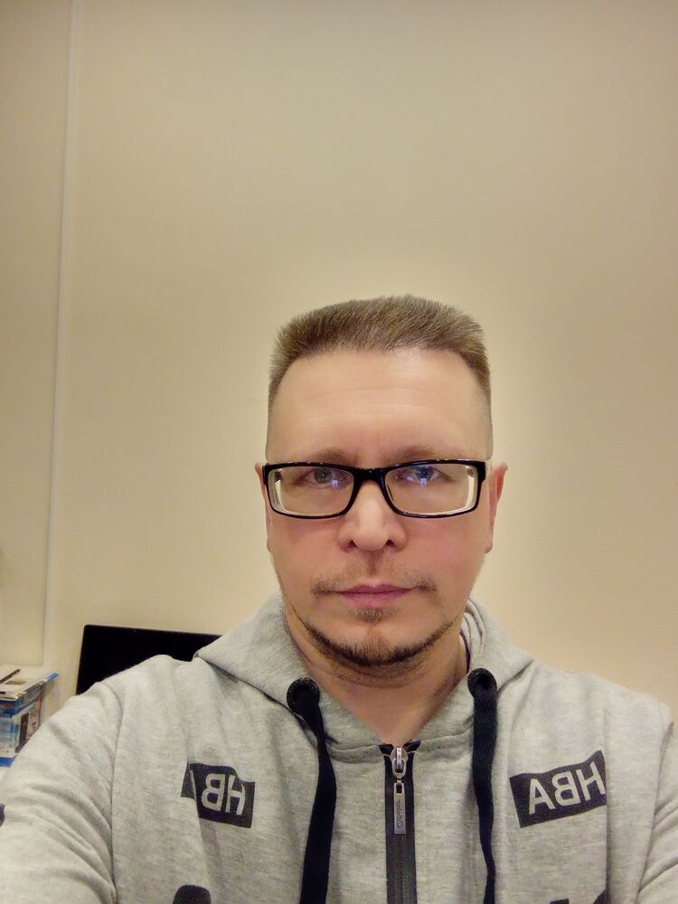  50934365  Konstantin, 48 ,    