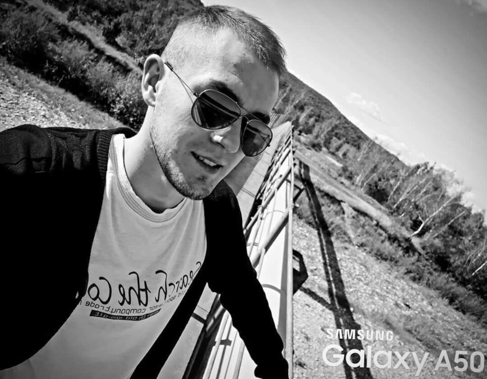  20734745  Nazar, 28 ,    
