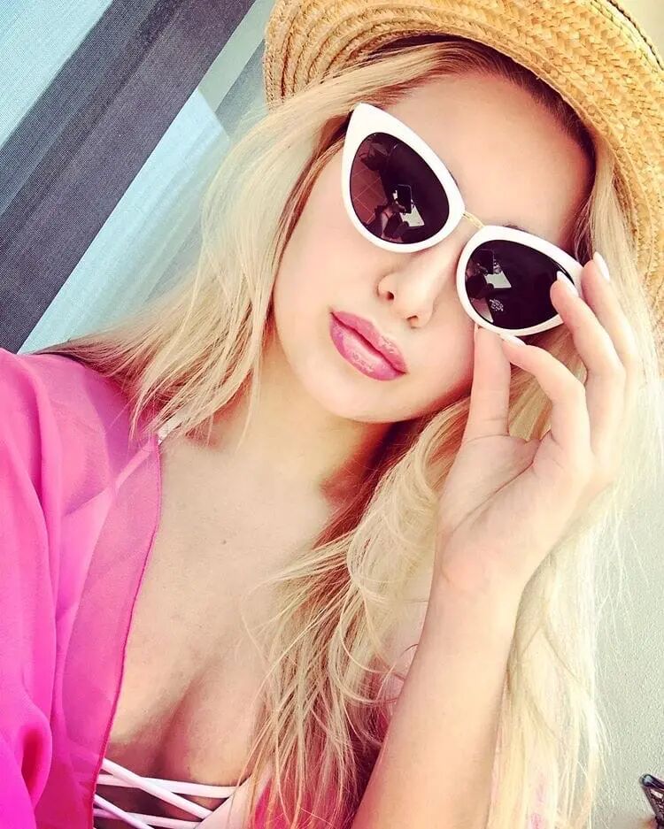  ,   , 24 ,   