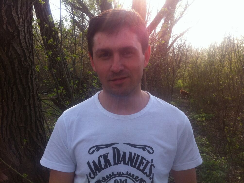  ,   Dorin, 44 ,   ,   , c 