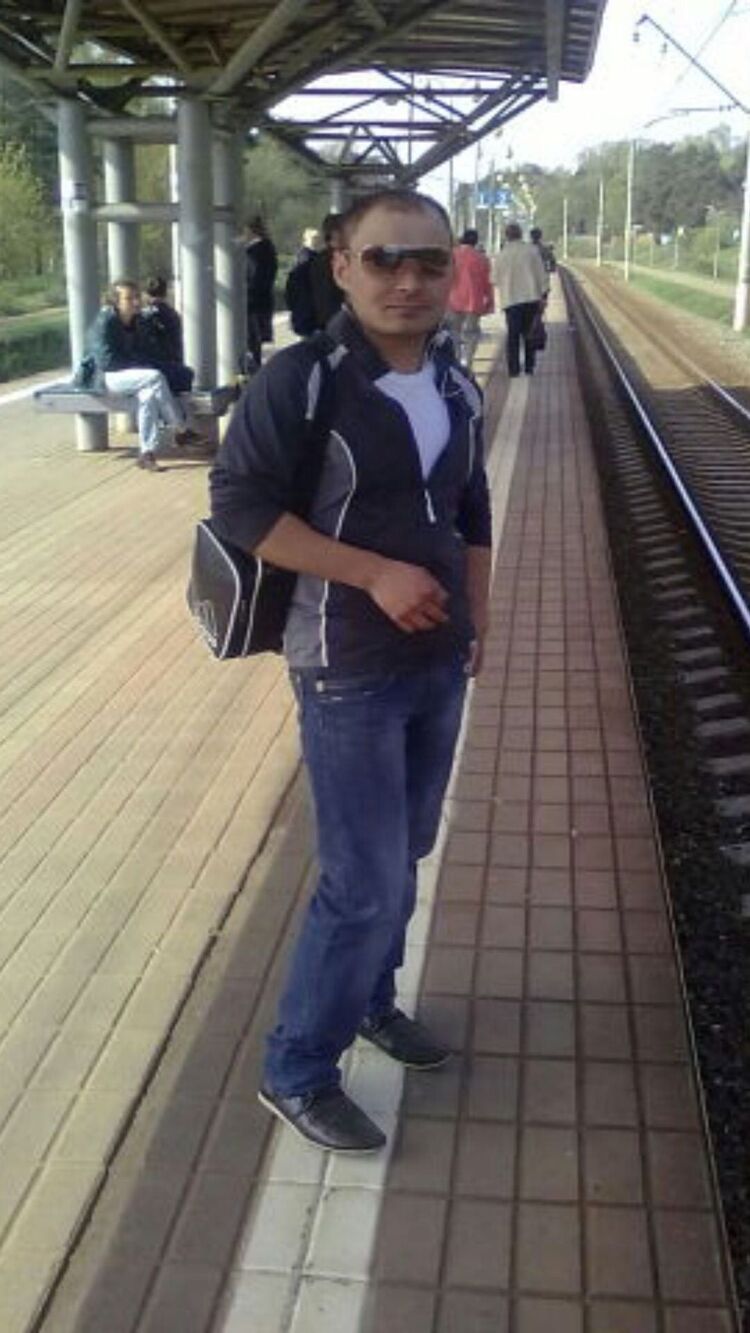  24358835  , 39 ,    