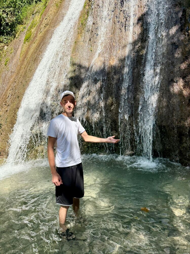  54515655  Sanyok, 22 ,    