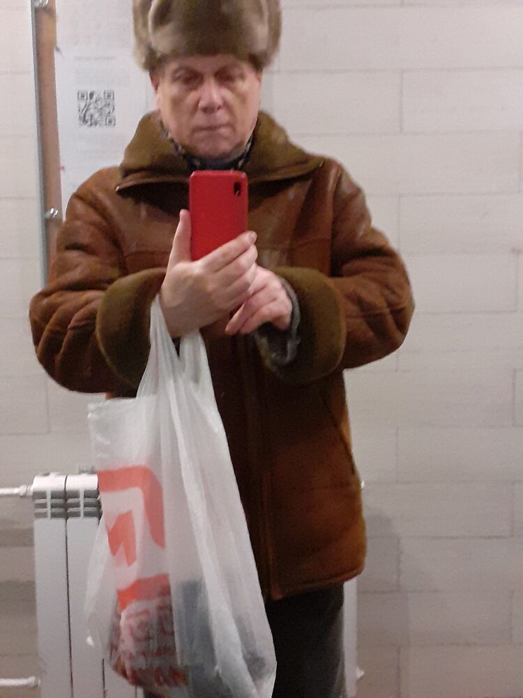  24845645  , 74 ,    -