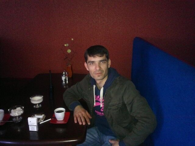  7687985  Shamsik, 42 ,    