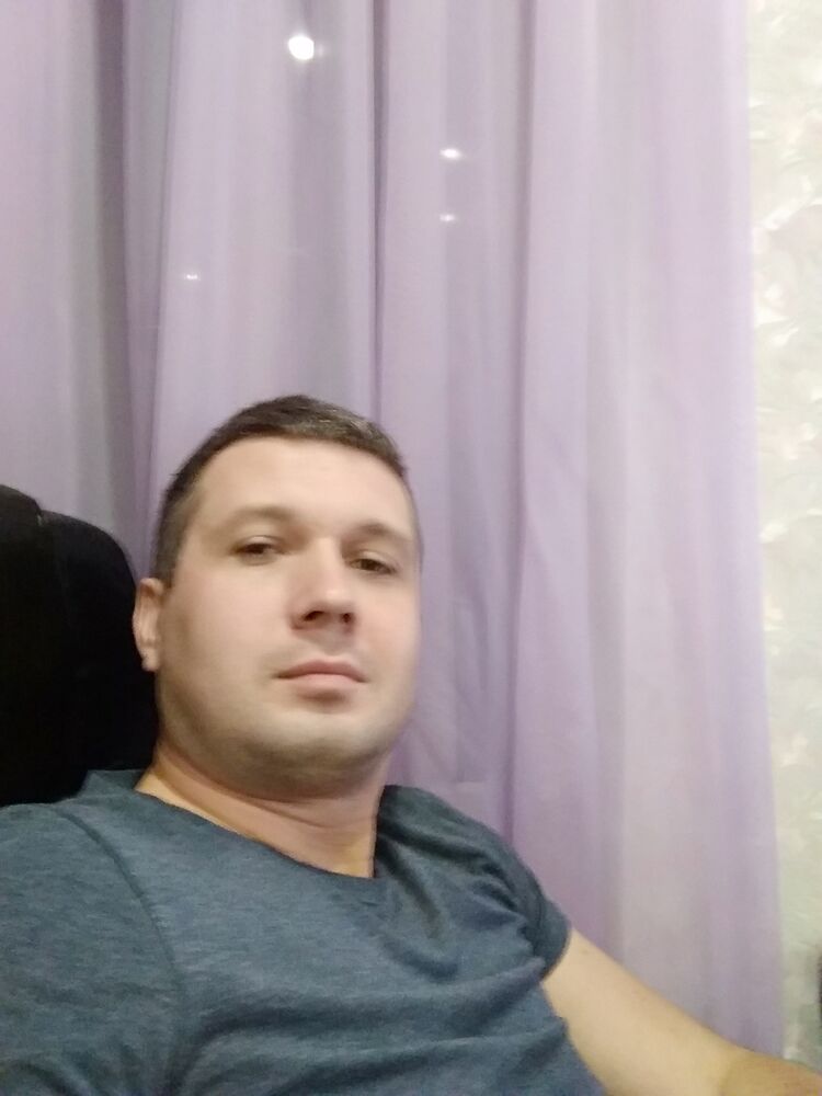  52096295  Dima, 41 ,    