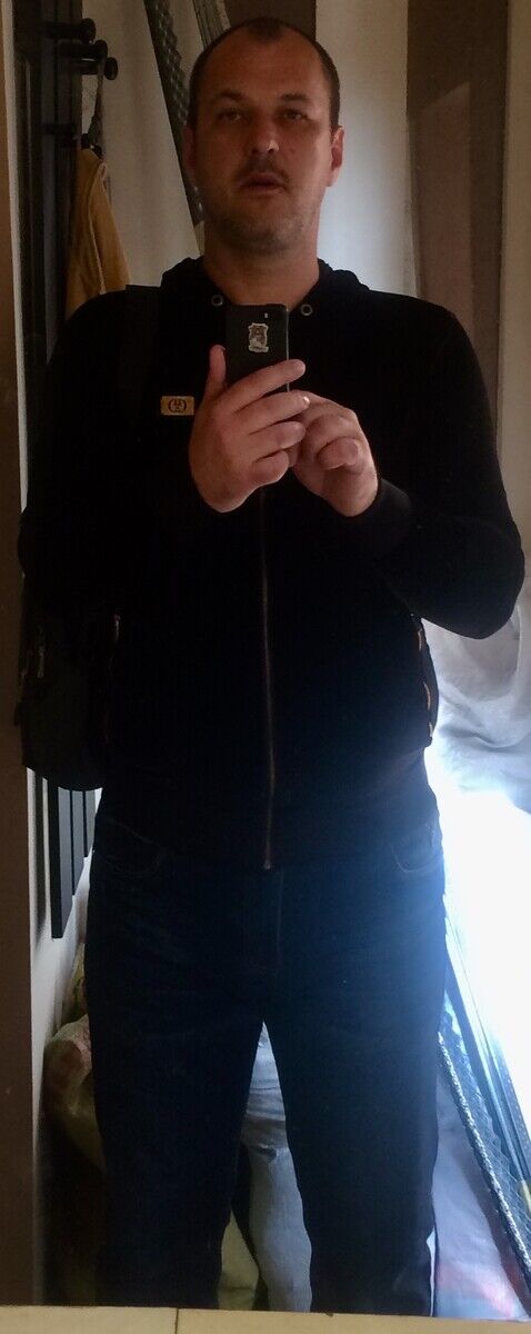 ���� 20892915 ������� �����, 35 ���, ���� ���������� � Abbots Langley