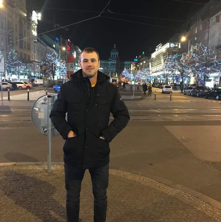  Radlice,   Valeriy, 36 ,   ,   , c , 