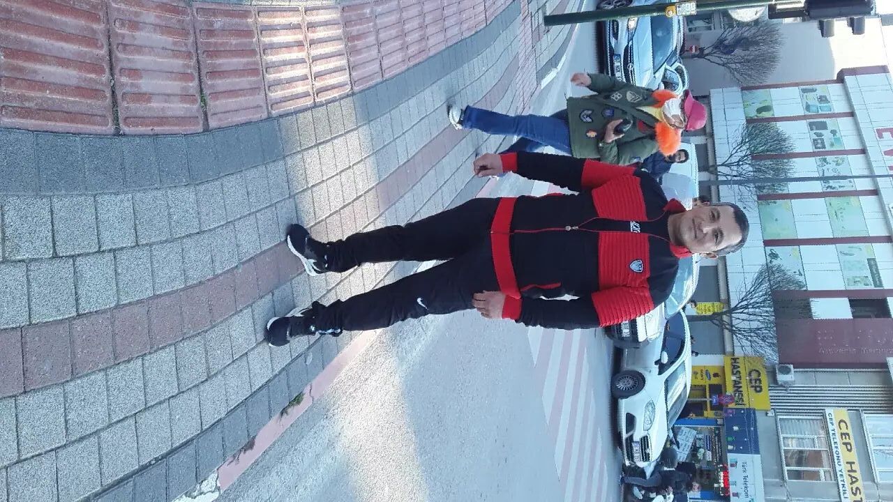  22614655  Mehmet Celik, 32 ,    
