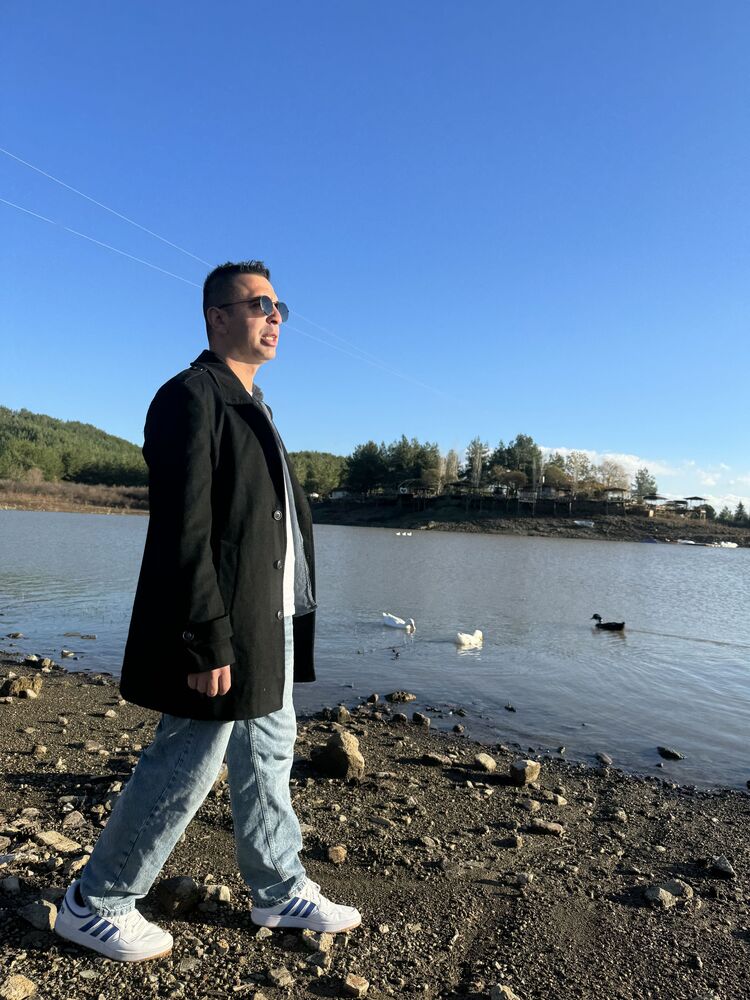  54025775  Sezarr, 30 ,    