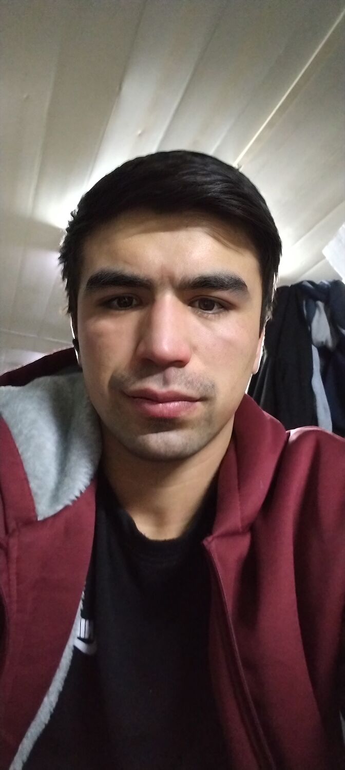  49669945  Asadbek, 25 ,    