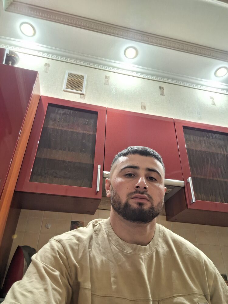  52682735  , 26 ,    --