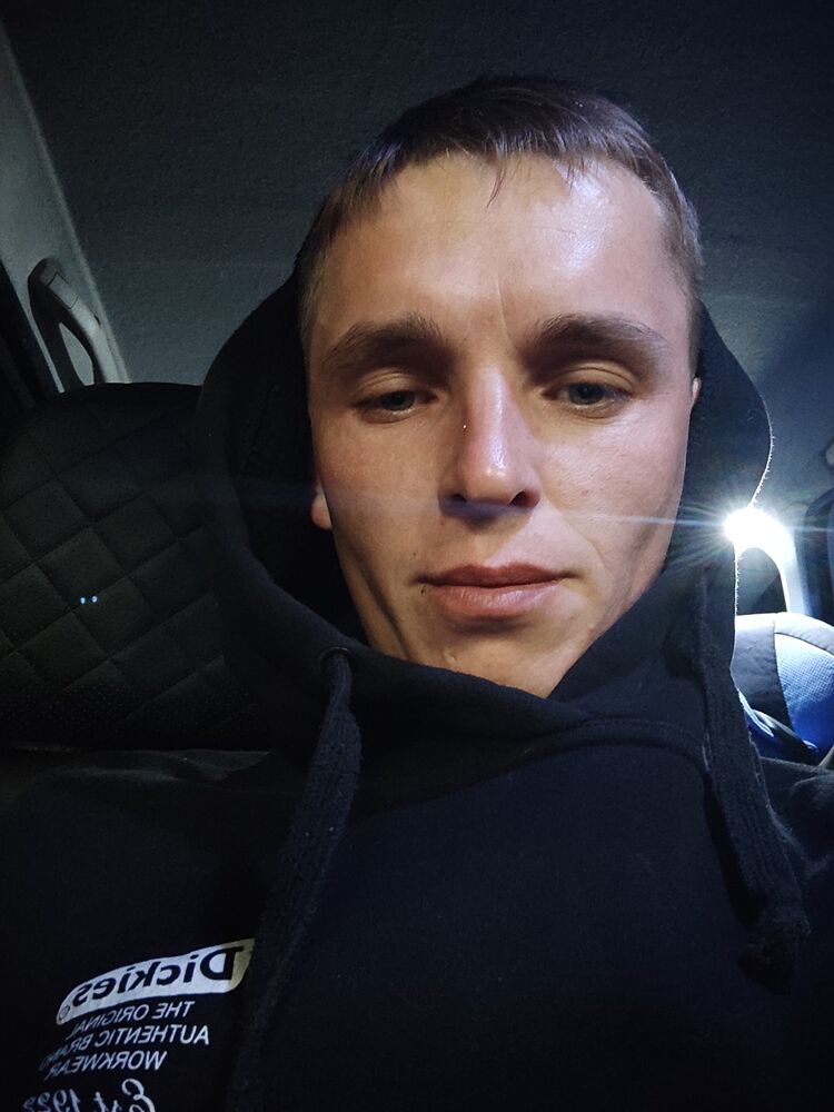  48332805  Alexey, 32 ,    