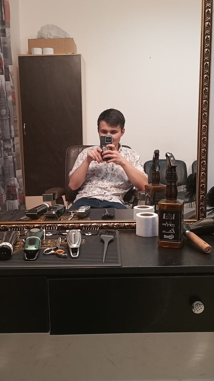  36264755  Karimjon, 25 ,    