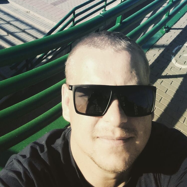  41766535  Leonid, 33 ,    