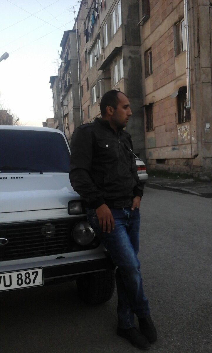  ,   NAREK, 32 ,   