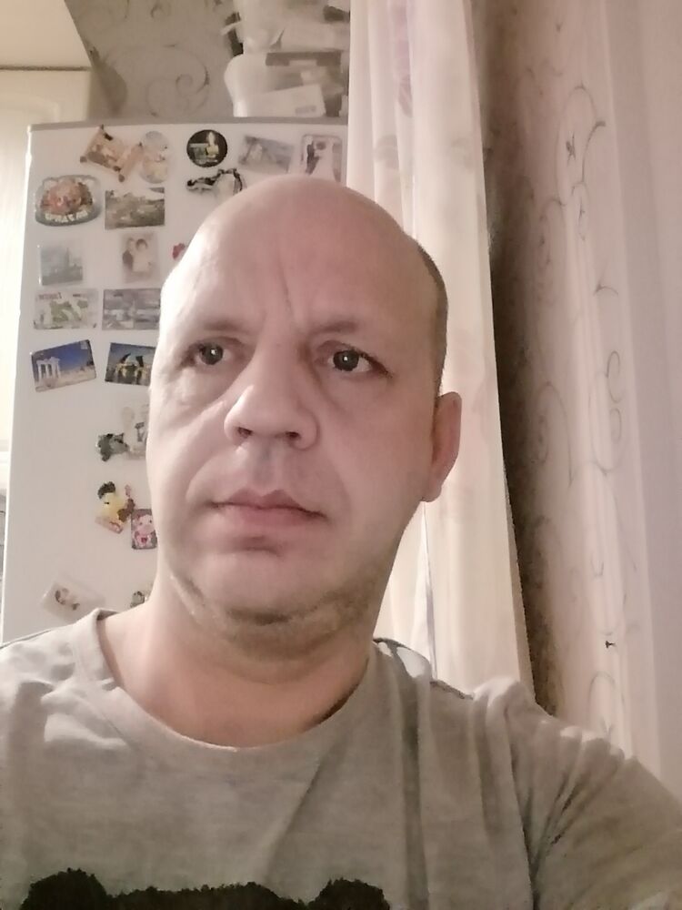  38200275  , 42 ,    