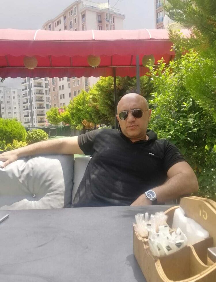  23793775  Ruslan, 42 ,    
