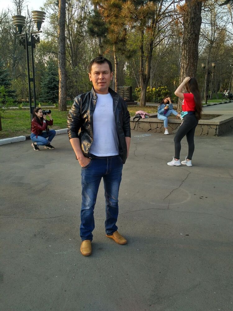  ,   Nzim, 44 ,   ,   , c 
