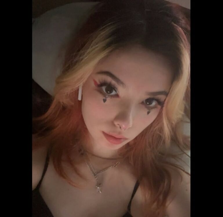  ,   Lilith, 20 ,   ,   , 