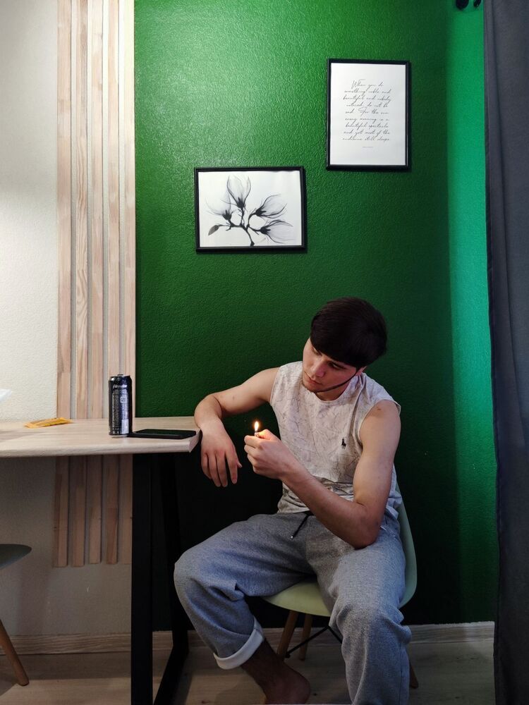  ,   Ali, 20 ,   ,   