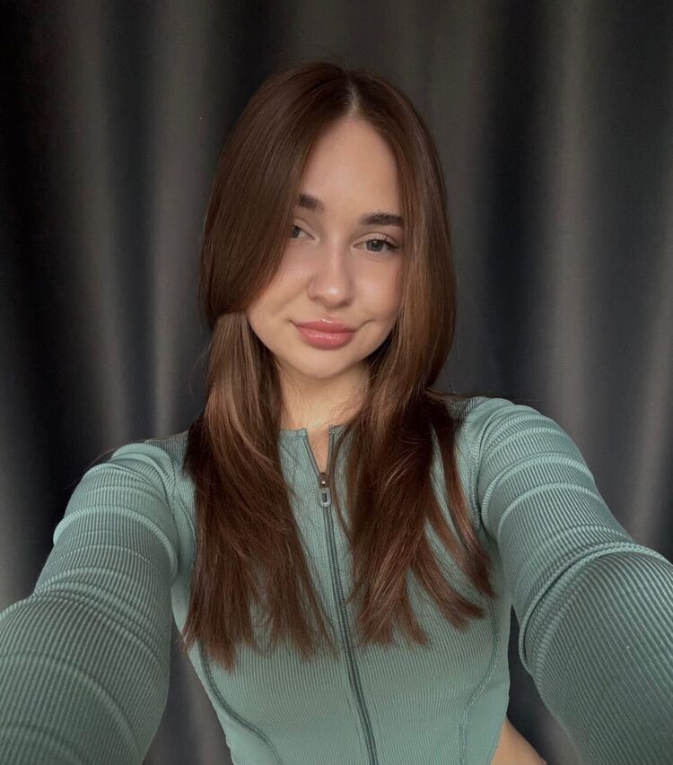  53327755  , 22 ,    -