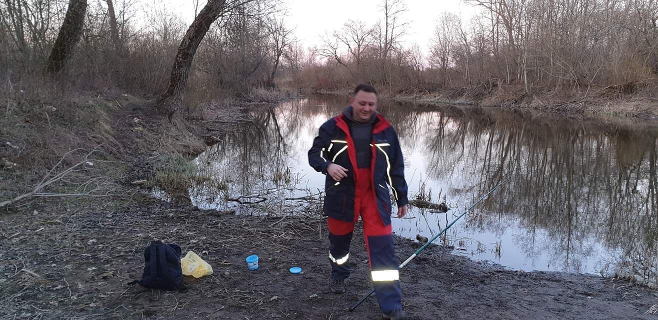  53296285  Anatolijs, 51 ,    