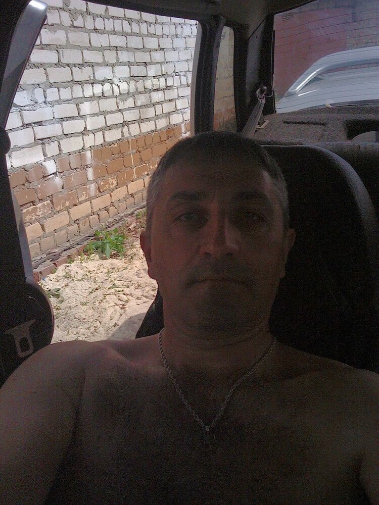  8539625  Igor, 54 ,    