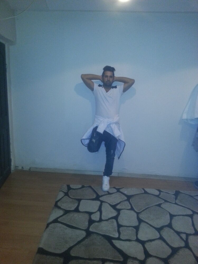  Kadikoy,   , 37 ,   