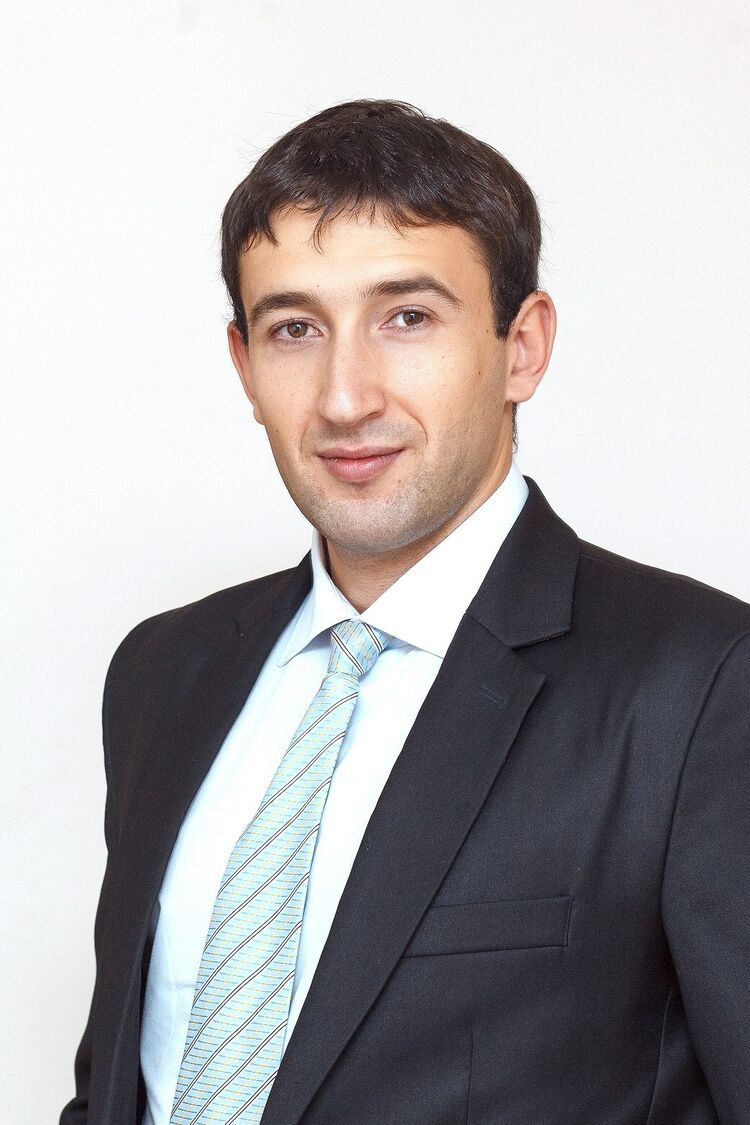  ,   Stas, 27 ,   ,   