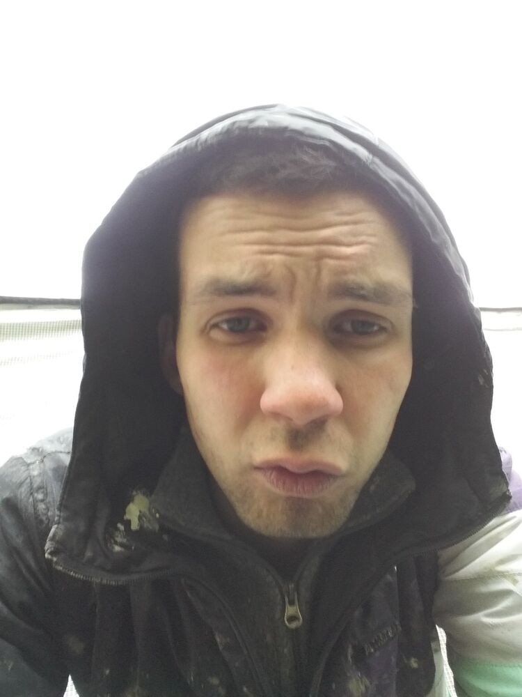 ,   Denis, 30 ,   ,   , c 