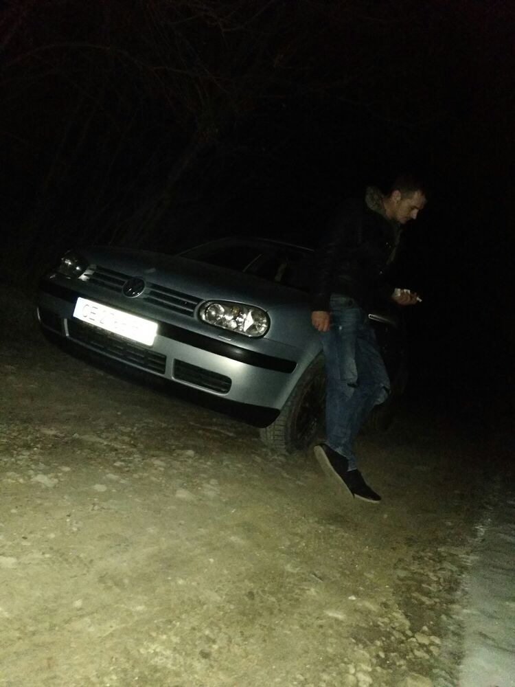  44504435  , 34 ,    