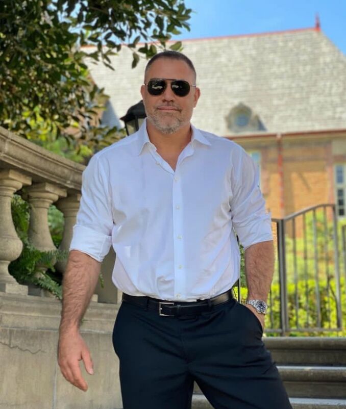  40930935  Bill Hristo, 50 ,    Frankfurt Am Main