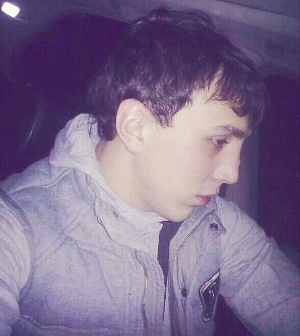  4123965  Bislan, 32 ,    