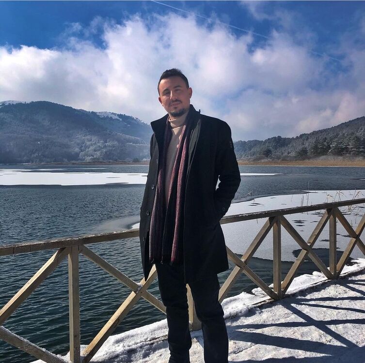  24151785  Muhamed, 38 ,    