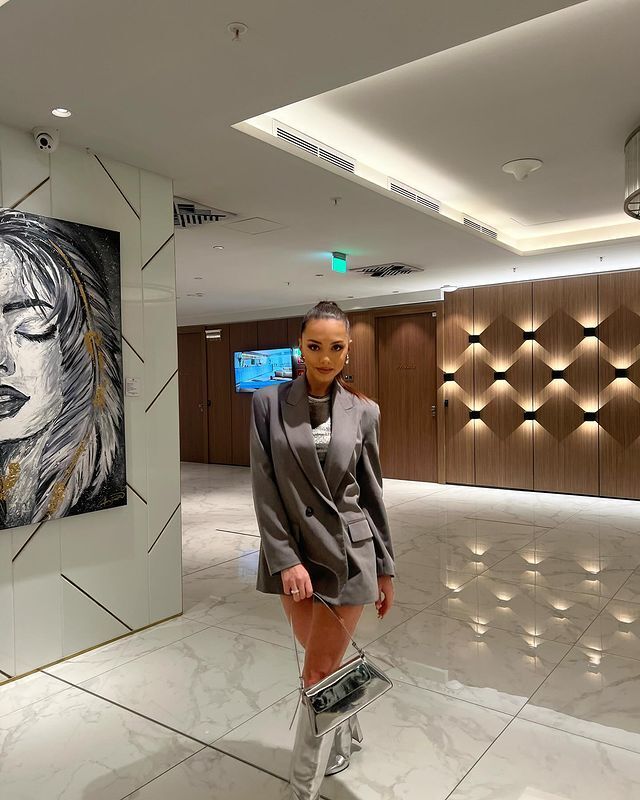 ���� 43842535 ������� �����, 32 ����, ���� ���������� � �����-����������