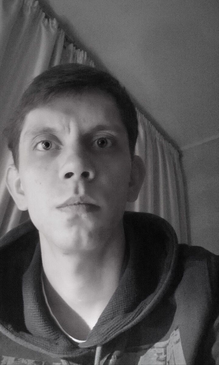 ,   Jevgeni, 38 ,   ,   , c 