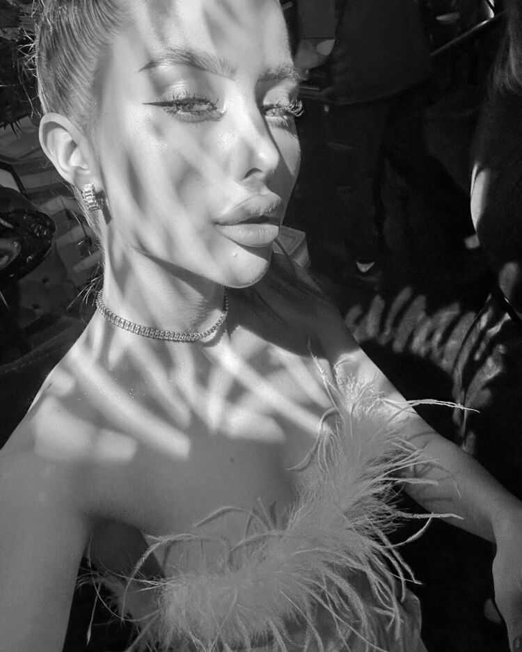 ���� 38188675 ������� Angelina, 22 ����, ���� ���������� � �����-����������