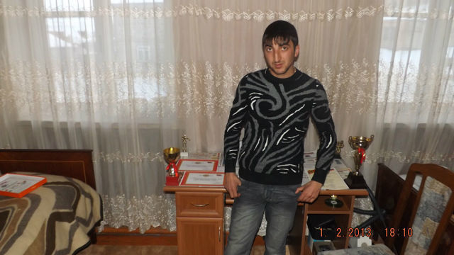  5536915  Arman, 38 ,    