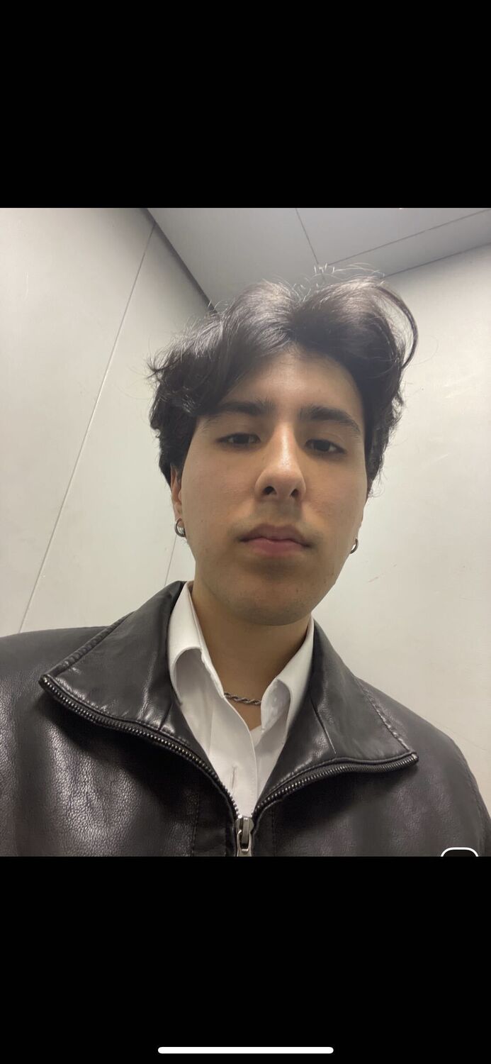  38060065  David, 23 ,    -