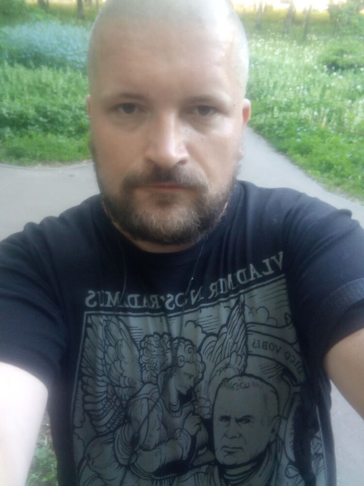  44143845  , 37 ,    