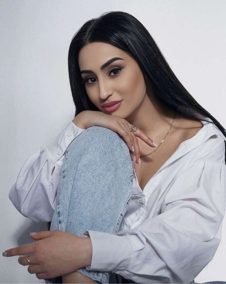  50126195  Cosmetolog, 43 ,    