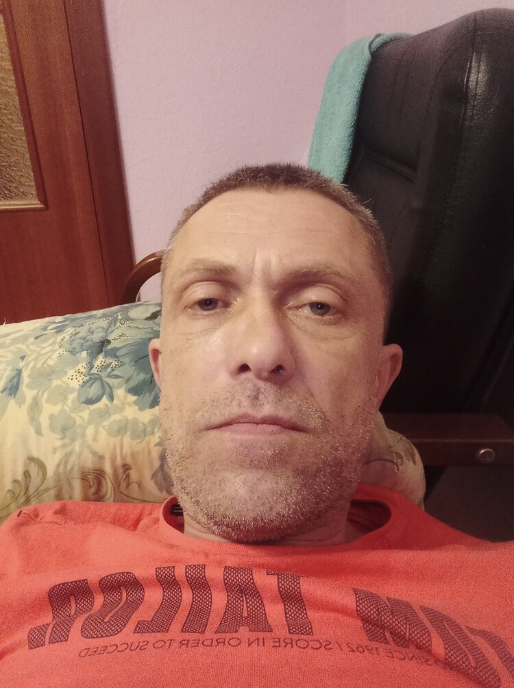  43051155  leX, 46 ,    