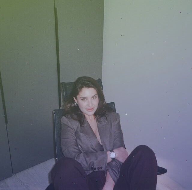���� 55621355 ������� Karolina, 30 ���, ���� ���������� � ��������